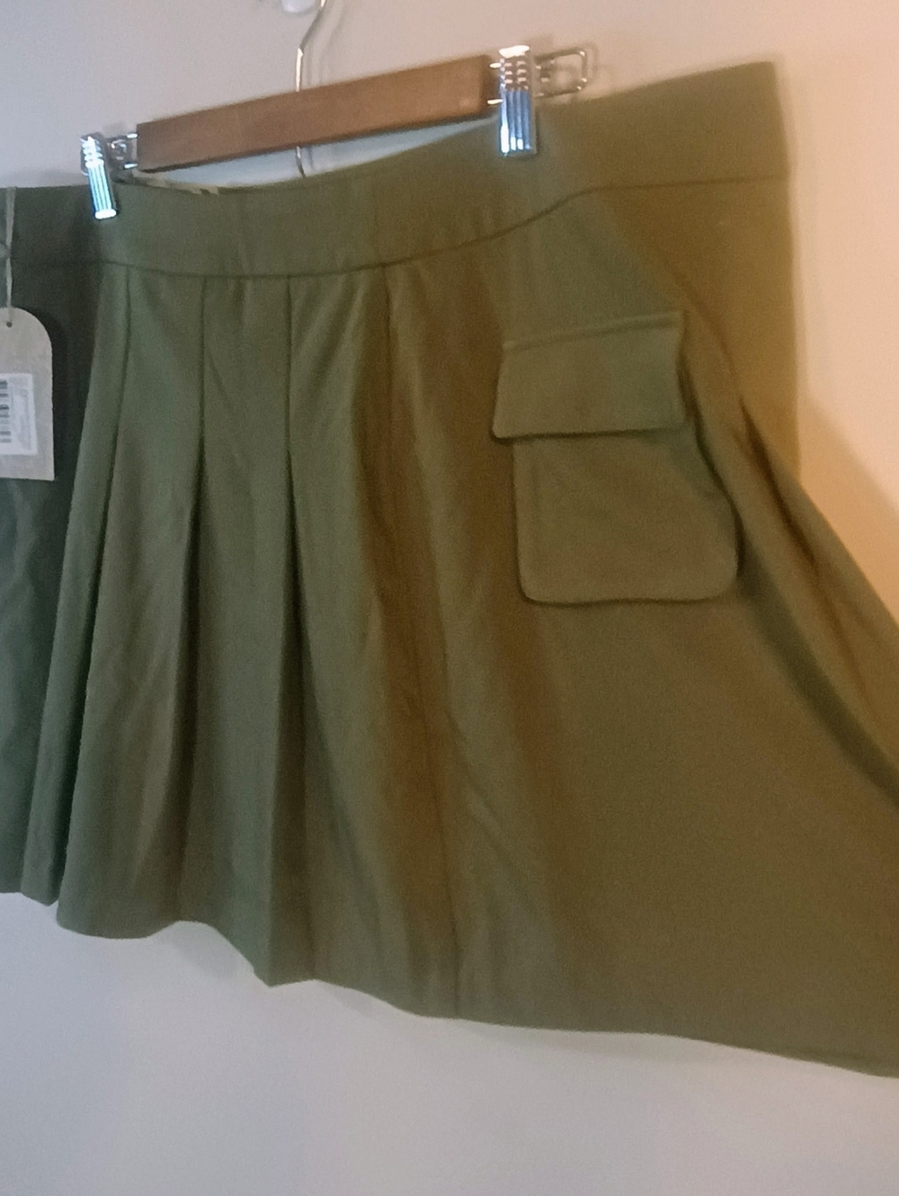 Meshki Olive Green Pleated Mini Skirt - Picture 3 of 6